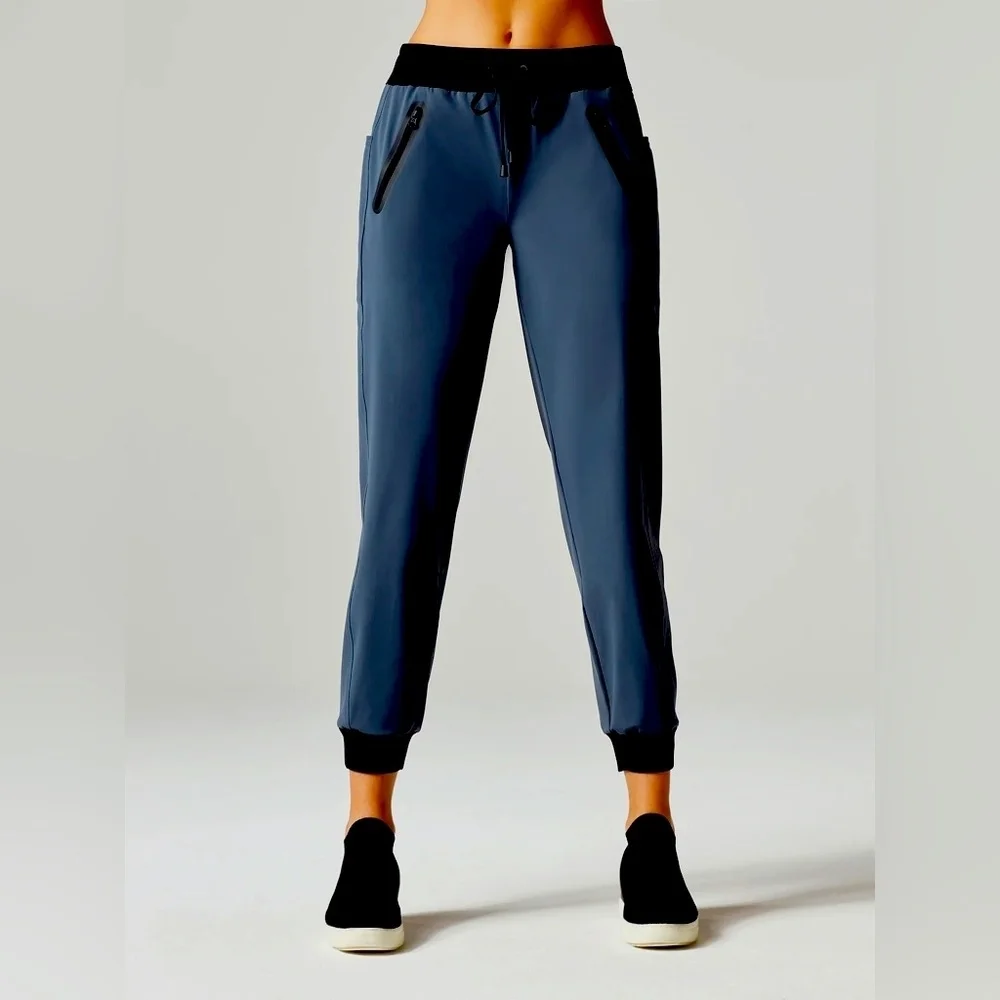 Blanc Noir Navy Blue Jogger Womens xs.